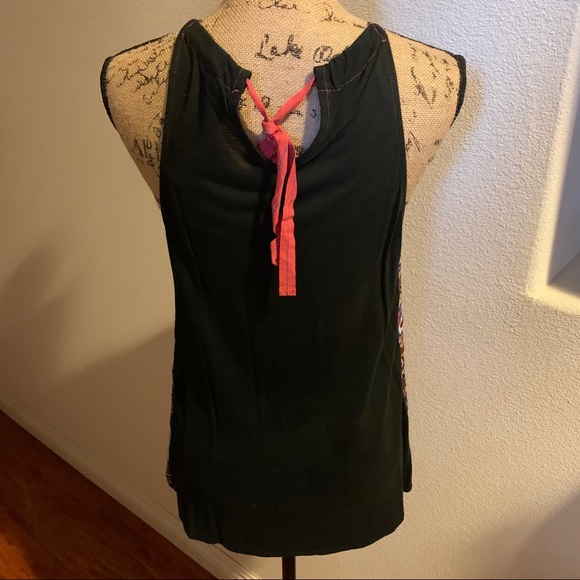 Anthropologie silk and embroidered top M - Picture 7 of 7